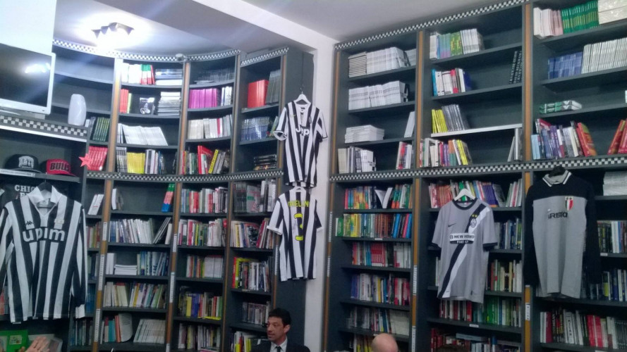 Fermeture de la première et historique librairie sportive d'Italie