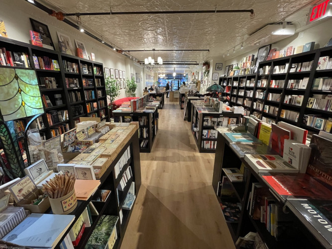 À Manhattan, une douce France dans la librairie de Cyril Dewavrin ActuaLitté