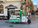 À Milan une librairie itinérante d’occasion, Ape Libraccio