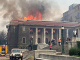 Afrique du Sud : une importante bibliothèque universitaire part en fumée