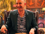 Amazon : Jeff Bezos retire son tablier de PDG