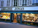 Paris : dans le 13e, on expérimente la livraison de librairies de nuit
