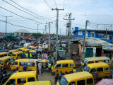 Au Nigéria, 80 000 livres contrefaits saisis par la police