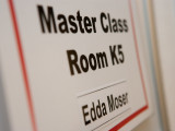 Vous ne suivrez plus une “master class”, mais une “classe de maître”