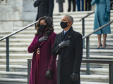 Michelle et Barack Obama produiront l'adaptation d'Exit West, de Mohsin Hamid