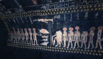 Les hiéroglyphes, de Champollion aux visites virtuelles en 3D