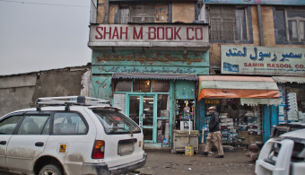 Malgré les talibans, ce libraire fournit des livres en Afghanistan