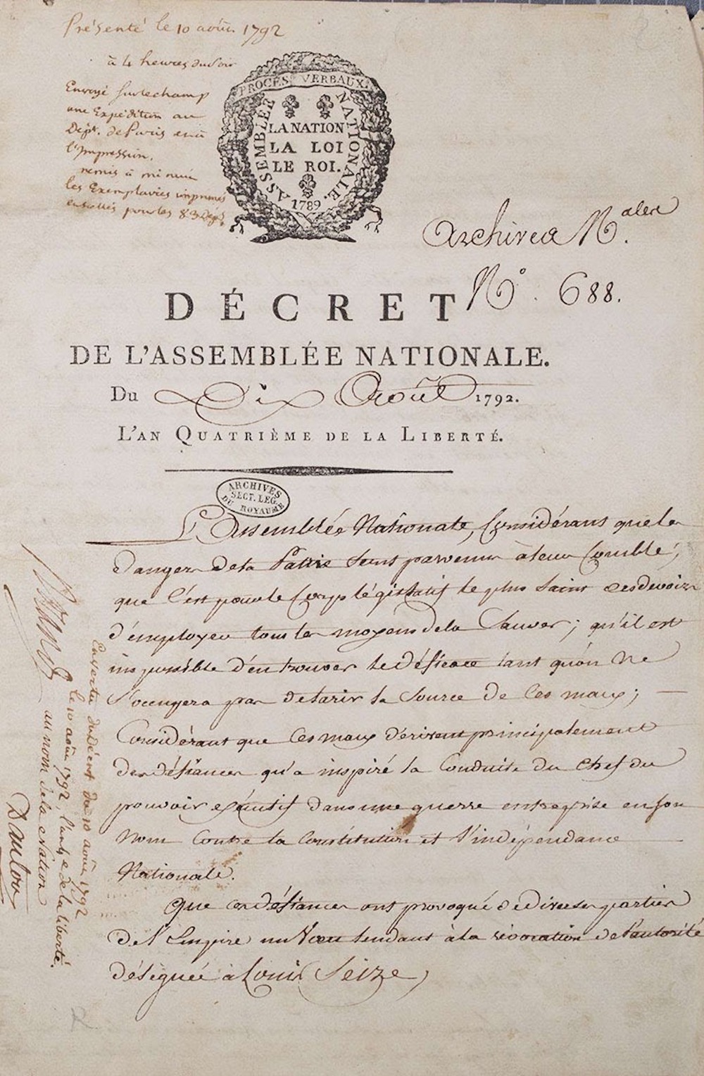 Décret présenté le 10 août 1792